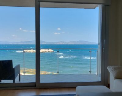 Majestic apartment with sea view