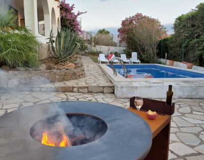 Ground floor private swimming pool garden