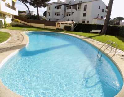 Apartment with community pool for rent in L’Escala