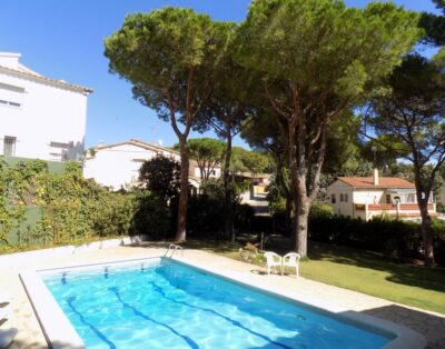 House to rent in L’Escala with private pool and garden